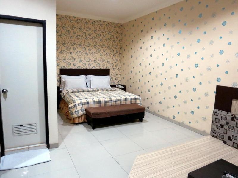 Vindhika Hotel Макасар Экстерьер фото